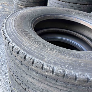 Carcasa de Neumático para Recauchutado Solo - Carcasa de Neumático Radial para Camión y Autobús Japonés (DUNLOP/YOKOHAMA) 295/80R22.5 275/80R22.5 11R22.5 Etc. - Product Image 3