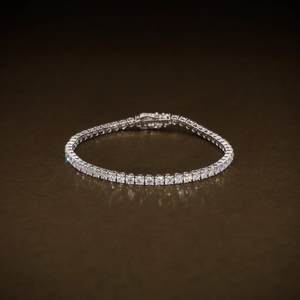 กำไลข้อมือเพชรเทนนิสทรงกลมเจียระไนแบบบริลเลียนท์ ได้รับการรับรองจากห้องปฏิบัติการ ความใสระดับ VVS2 ดีไซน์คลาสสิก สง่างาม หรูหรา - Product Image 3