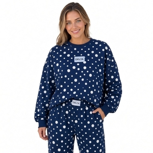 Conjunto de Sudadera y Pantalones de Mujer con Logotipo Personalizado del Fabricante, de Alta Calidad, Color Azul Claro con Puntos, Cuello Redondo, Manga Larga, para Invierno - Product Image 6