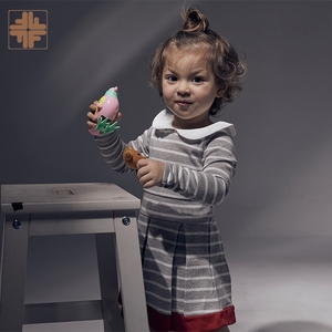 Robes de printemps et d'été pour jeunes filles de haute qualité, style rayé décontracté avec col Peter Pan, en polyester/coton, coupe trapèze - Product Image 1