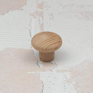 Tiradores y pomos de madera ecológicos con acabado natural, aptos para horno. - Product Image 2