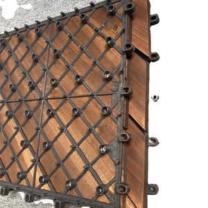 Dalles de terrasse en bois d'acacia antidérapantes, revêtement de sol en bois emboîtable pour extérieur - Product Image 1