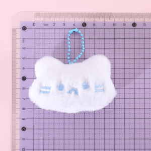 Lindo Llavero de Peluche con Cara de Gato, Colgante de Gatito Bordado Suave y Esponjoso con Cadena de Cuentas para Decoración de Mochilas y Pequeños Regalos - Product Image 5