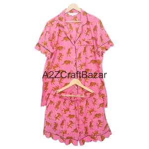 Ensemble de pyjama en coton pur 100% respirant, imprimé à la main, style kangourou, luxueux, élégant et classique pour les vacances d'été - Product Image 1