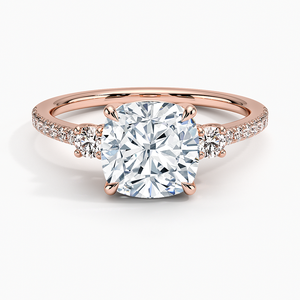 Bague de fiançailles en or jaune avec diamant taille coussin, design trois pierres, diamant de laboratoire certifié IGI, bague de mariage pour femme - Product Image 3