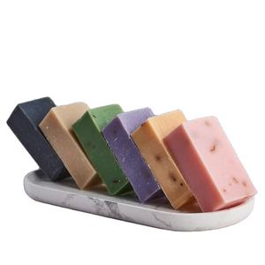 Profitez de la fraîcheur de l'océan avec le savon aux herbes - Product Image 3