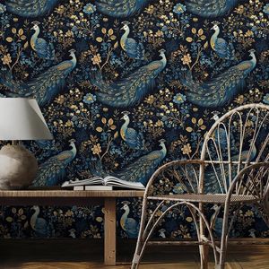 Carta da Parati Adesiva Vintage Oro/Giallo/Blu con Motivi di Pavoni e Piante su Sfondo Nero Scuro, Facile da Applicare - Product Image 2