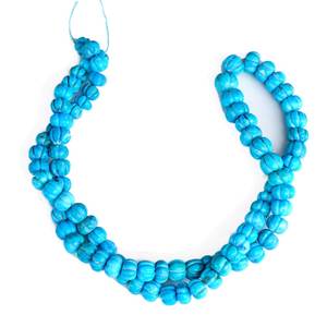 Perles de pierre gemme Howlite bleue sculptées en forme de melon, pour la fabrication de bijoux, fil de pierres en vrac de haute qualité - Product Image 1