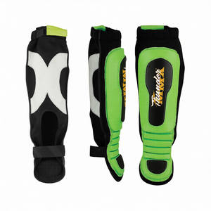 Nuevo Diseño Muay Thai, Espinilleras de Protección Profesional de Cuero Genuino, Cierre de Tirón con Logotipo Personalizado, Boxeo MMA - Product Image 1