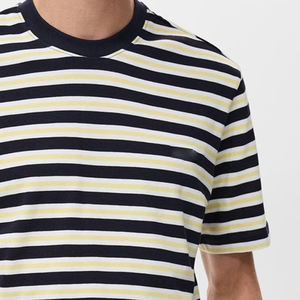 Camiseta de moda para hombre para actividades al aire libre con diseño a rayas, cuello redondo, costuras de alta calidad a precio económico, ideal para uso casual en verano. - Product Image 4