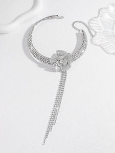 AMBER JEWELS Collier ras-de-cou de luxe en argent 925 avec fleur en cristal de moissanite et pampille, plaqué or 14K, unisexe, ensemble de bijoux de mariage IGI - Product Image 3