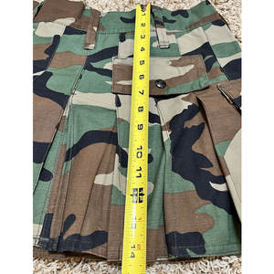 Kilt écossais camouflage utilitaire avec poches cargo et rabats à pression, style rock punk, jupe 2026 - Product Image 6