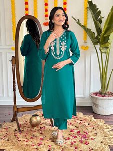 Women's Most Trending Sea Green Viscose Chanderi <b>Kurti</b> Embroidered with Viscose Pant And Printed Dupatta Sets - Product Image 5