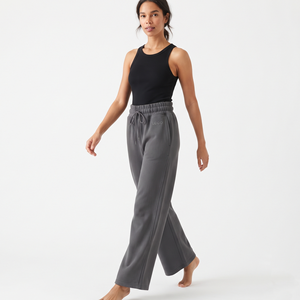 Pantalon de jogging tendance pour femme, coupe large, confortable, pour la détente, de haute qualité, respirant, avec poches latérales. - Product Image 2