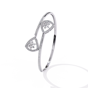 Bracelet jonc de luxe en argent 925 avec moissanite, design bouclier à coupe triangulaire, pour femme, à porter au quotidien - Product Image 1