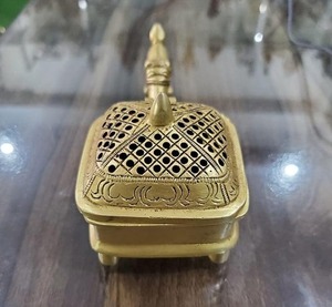 Brûleur d'encens Bakhoor en laiton arabe traditionnel avec un design vintage époustouflant, idéal pour les amateurs de parfums et les collectionneurs - Product Image 2