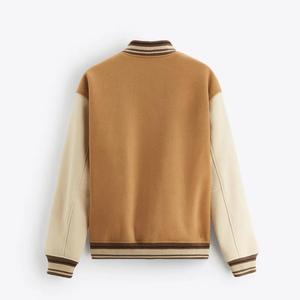 Chaqueta Varsity de Lana Bordada Personalizada con Cuello Alto, para Él y Ella, a Juego - Product Image 2