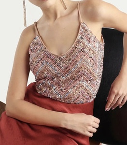 Nouveau Crop Top Tendance Femme 2026 – Style Été Ajusté et Moulant pour Adolescentes – Parfait pour un Look Décontracté Basique Mais de Haute Qualité - Product Image 5