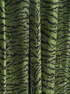 Cortinas de Terciopelo con Estampado de Tigre Verde Esmeralda, Cortinas Maximalistas con Estampado Animal, Decoración de Hogar con Estilo Jungle Glam - Product Image 4