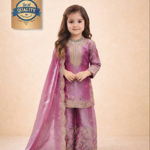 Robe Sharara en soie tendance pour filles avec broderies riches et doublure en coton doux – Vêtements pour enfants de créateurs - Product Image 1