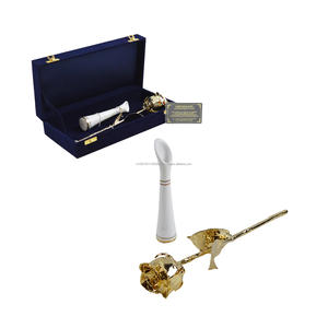 กล่องหรูหราบรรจุออกแบบกุหลาบทอง24K พร้อมขาตั้งเซรามิกที่เก็บรักษาไว้กุหลาบจริงที่ดีที่สุดสำหรับของขวัญและการออกแบบเทศกาล - Product Image 2