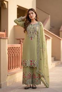 Conjunto de traje de 3 piezas con bordado floral de Paisley para mujer |   Kurta Recta con Pantalón y Dupatta con Borde Festoneado |   Ropa Étnica Elegante - Product Image 1