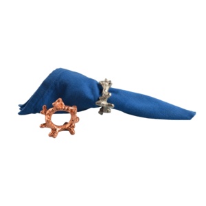 Ronds de serviette en métal et porte-serviettes de table au design élégant, finition plaquée et polie de haute qualité - Product Image 2