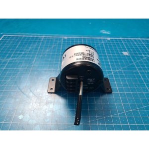 MKS 223BD-000. Capteur de pression capacitif 2ABB, utilisé comme pièce détachée pour équipement semi-conducteur d'époque - Product Image 6