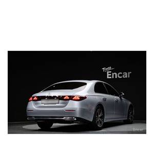 Mercedes-Benz Clase E E200 Avantgarde 2024, 3,705 km, Volante a la Izquierda, Caja de Cambios Automática, Cámara Trasera - Product Image 2