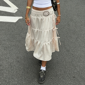 Jupe décontractée streetwear en satin avec nœud papillon, fente, taille haute élastique, couleur unie, coupe trapèze à volants pour femme - Product Image 3