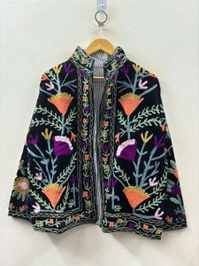 Veste bomber en velours brodée à la main pour femmes, style Suzani, écologique, col mandarin épais, ouverte sur le devant, style ethnique bohème, automne - Product Image 4