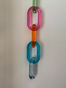 Eslabones de Cadena Hechos a Mano de Resina Ecológica Transparente Grande y Colorida con Acabado Mate para Decoración de Pared, Proyectos DIY y Manualidades de Resina - Product Image 5
