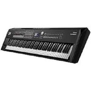 Piano de scène Roland RD-2000 de haute qualité à 88 touches avec mécanisme marteau - Product Image 2
