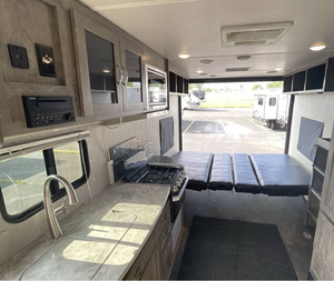 Camping-cars de luxe d'occasion 2021 2022 2023 Forest River Work & Play 23LT Rvs Travel Trailers Campers - Product Image 5