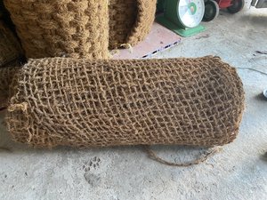 สินค้าขายดี ตาข่ายใยมะพร้าวเวียดนามแท้ 100% เป็นมิตรกับสิ่งแวดล้อม ใช้สำหรับป้องกันการกัดเซาะ ตกแต่งสวน และเป็นตาข่ายจับปลา - Product Image 3
