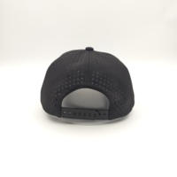 Gorra de béisbol Hackers Invitational 2025 negra de malla ajustada con estampado de goma en relieve unisex para golf, casual, primavera y verano