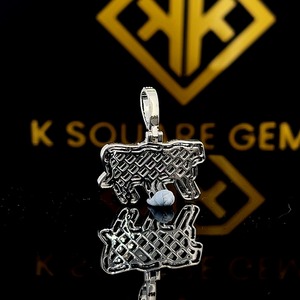 Pendentif Hip Hop personnalisé en argent sterling plaqué or 18 carats, chaîne glacée, moissanite VVS, bijoux de luxe, cadeau unisexe - Product Image 3