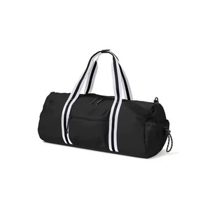 Sac de sport en nylon 30-40L avec bandoulière et poche zippée gris - Product Image 6