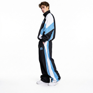 Survêtement homme color block avec veste coupe-vent zippée et poches latérales, pantalon ample en nylon respirant et imperméable - Product Image 3