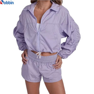 Ensemble coupe-vent en nylon avec fermeture éclair intégrale, survêtement personnalisé pour femmes, short et veste courte zippée pour filles - Product Image 1