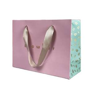 Bolsas de Papel con Fondo Plegable en Forma de M Personalizadas con Asa, Bolsas de Embalaje de Lujo para Cosméticos - Product Image 1