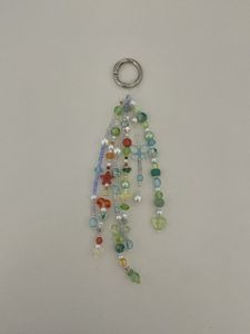 Porte-clés décoratif unique avec broderie perlée et artisanat fin pour cadeaux et souvenirs personnalisés - Product Image 3