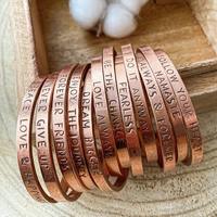 Nouveau Bracelet Unisexe Magnétique en Cuivre Fait Main Poli à la Main Design Traditionnel Bouddhisme Antique Moderne Anniversaire