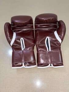 Guantes de Boxeo de Cuero Profesionales con Logotipo Personalizado, Cierre de Gancho y Bucle, para Entrenamiento y Combate, Todas las Tallas y Colores - Product Image 6