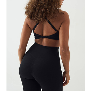 Soutiens-gorge de sport personnalisés haut de gamme coréens OEM pour femmes, vêtements de sport sexy en spandex, tenues de fitness Tik Tok, hauts d'entraînement et de yoga - Product Image 4