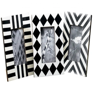 Marco de fotos con incrustaciones artesanales de resina en blanco y negro de lujo para decoración de pared de imagen familiar y grupal diseño Artificial elegante - Product Image 1