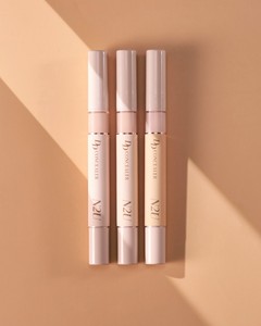 คอนซีลเลอร์ DD 3 กรัม สีเบจอ่อน กลิ่นวานิลลา หัวซิลิโคน ช่วยปกปิด บำรุงผิว มอบความชุ่มชื้น ใช้ง่าย รวดเร็ว สำหรับผู้หญิงทุกสภาพผิว - Product Image 4