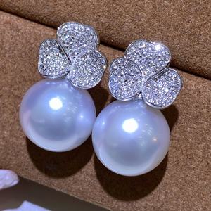 ต่างหูแบบติดหู ดีไซน์ใหม่ ฤดูใบไม้ผลิ ฤดูร้อน สีดำทอง เงินแท้ S925 มุกดำธรรมชาติ 10-11 มม. สไตล์หรูหราเบาๆ - Product Image 2