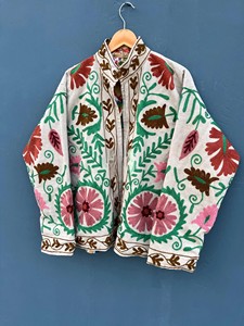 Chaqueta de Algodón con Bordado Suzani Vintage Hecha a Mano para Mujer, Estilo Bohemio, Reversible, con Frente Abierto, Abrigo de Invierno, Blazer Corto con Trabajo de Hilo - Product Image 3