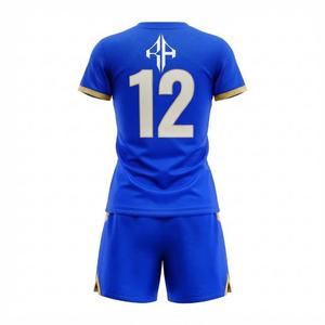 Maillot de football haut de gamme pour femme avec logo blanc, manches courtes, coupe classique, impression sublimée, fermeture pull-over, 100 % polyester - Product Image 3